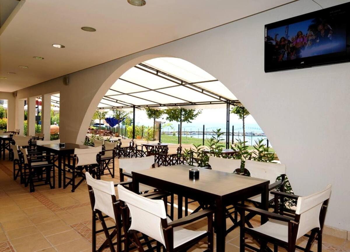 Quiet, Relax And Sand Beach Place With 4Star Service Aheloy Dış mekan fotoğraf