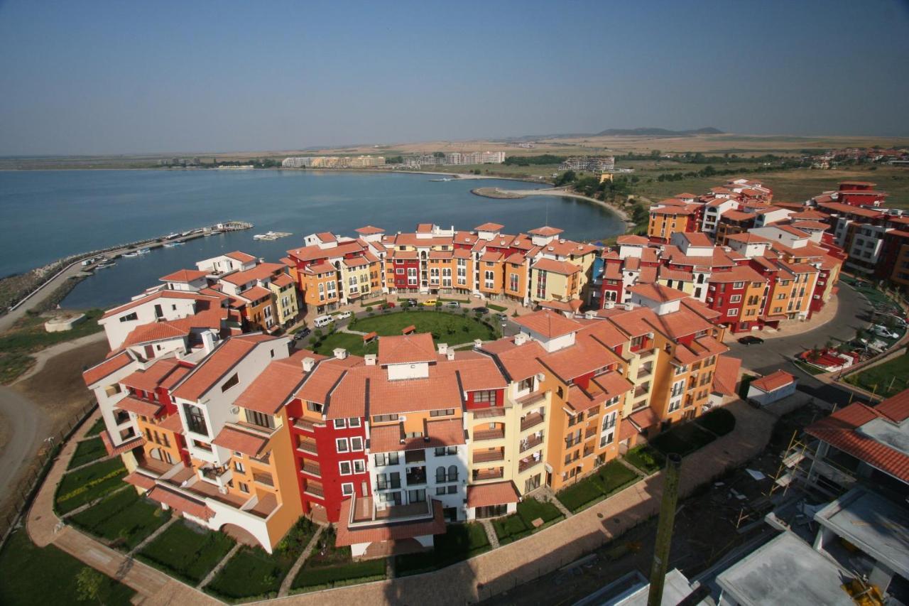 Quiet, Relax And Sand Beach Place With 4Star Service Aheloy Dış mekan fotoğraf